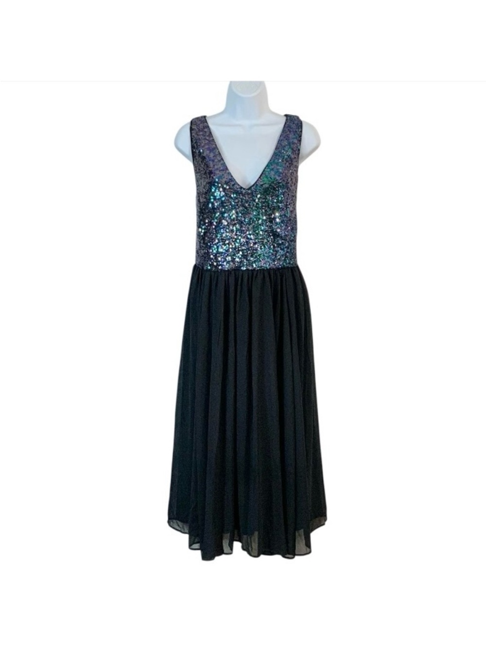 TORRID Sequined V Neck Bodice Dress Sz 22